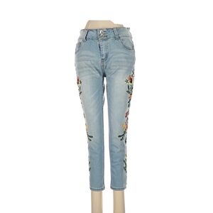 Sandpiper Boho Embroidered Light Blue Capri Jeans